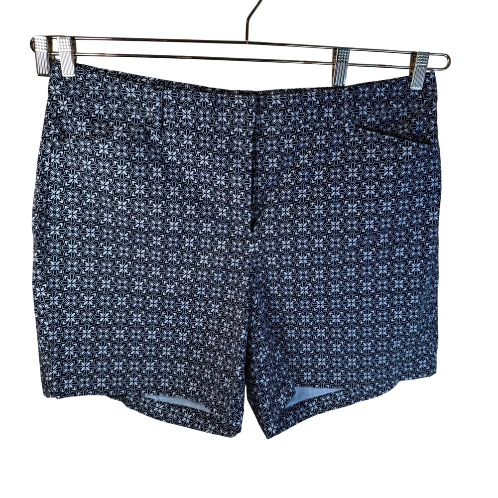 Lands End Mid Rise Shorts Womens 18 Navy White Floral Geometric Preppy Summer